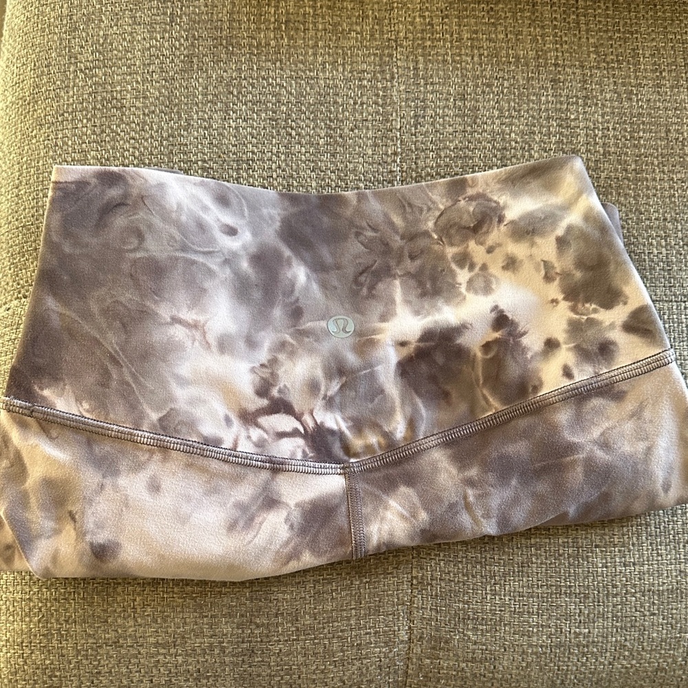 lululemon athletica Tie-Dye Leggings - Purple and Gray